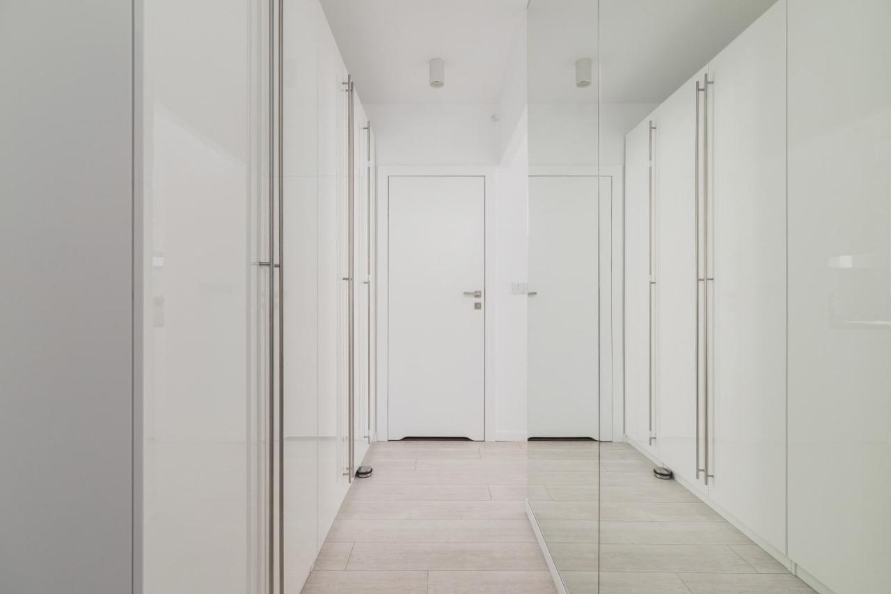 City Centre & Modern Quiet Apartment With Parking By Renters Prestige Krakov Exteriér fotografie